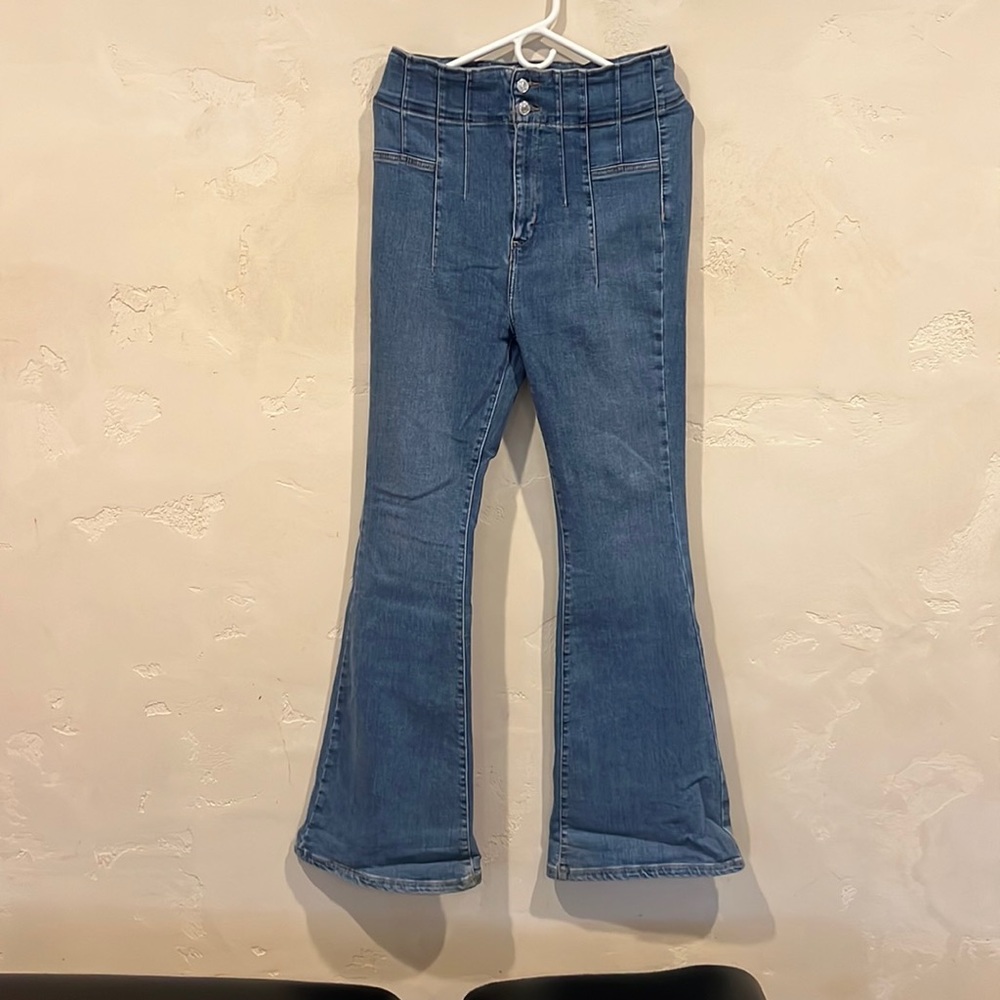 We the free jayde flare jeans size 31
